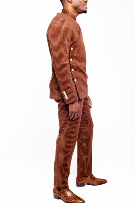 98E57B3A B157 4FFE B720 A0FA07D83EC0