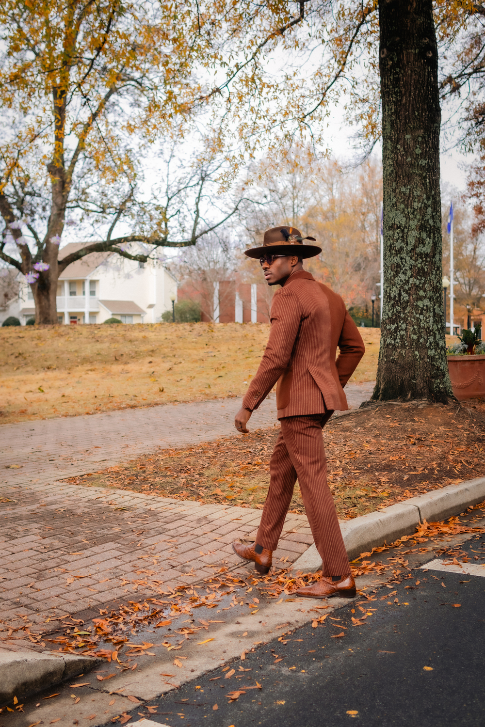 Mocha Elegance Suit - Image 7